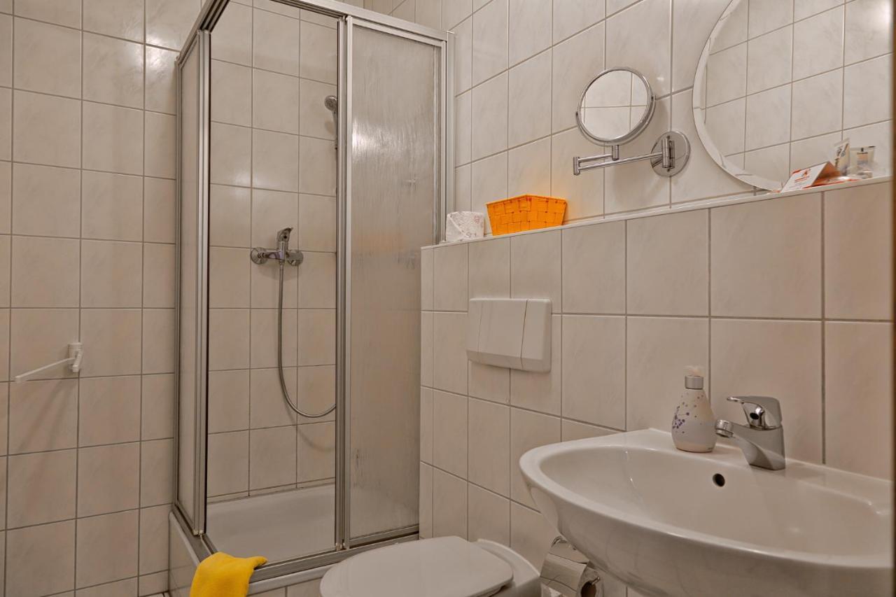 Konsum Gaestehaus Quisisana - Oberhof Oberhof  Kültér fotó