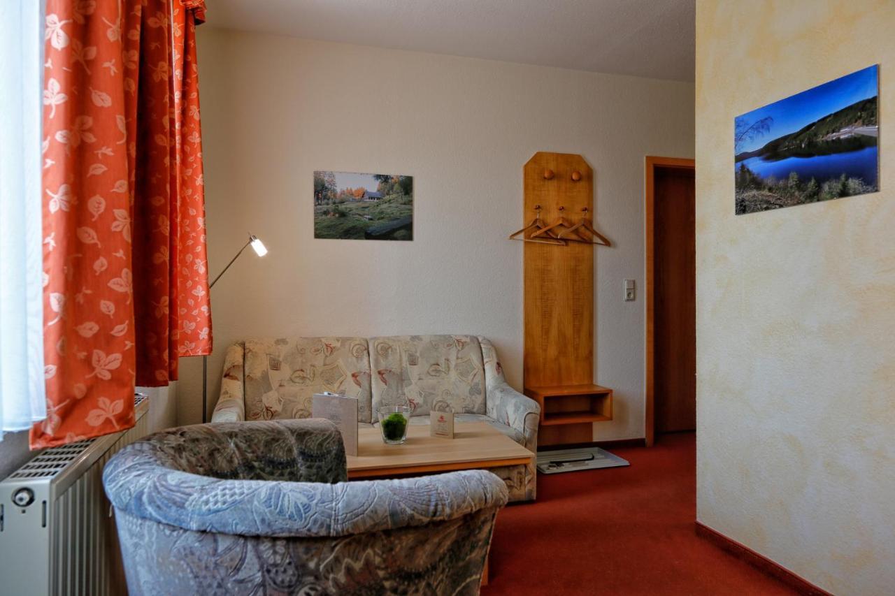 Konsum Gaestehaus Quisisana - Oberhof Oberhof  Kültér fotó