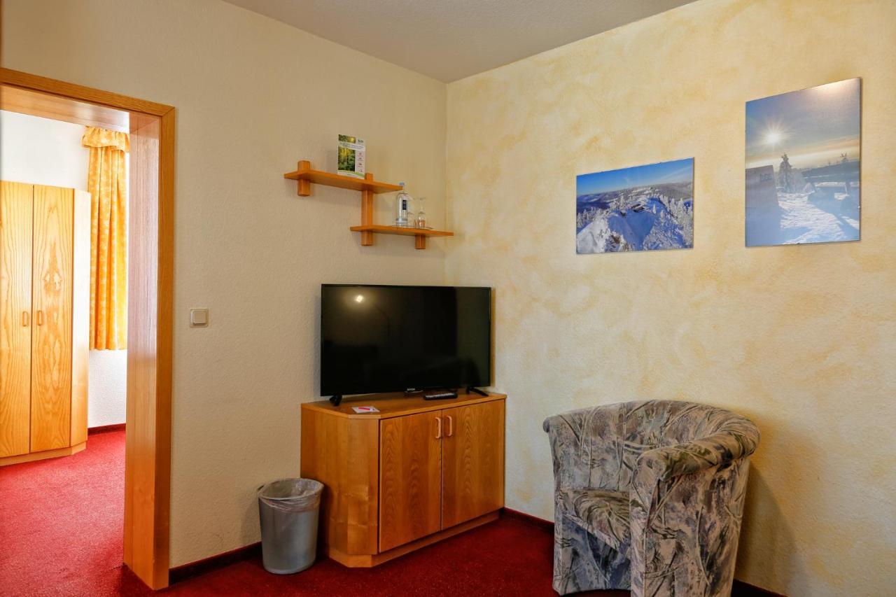 Konsum Gaestehaus Quisisana - Oberhof Oberhof  Kültér fotó